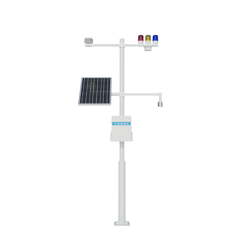 The lightning early warning system of large oil and gas storage base guards the sentry of lightning safety.